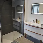 De Standing 8 Pers, Plein Centre Du Village Apartment